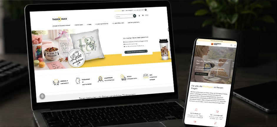 Laptop und Smartphone mit Websites von TassenDruck und Schwäbische-Shop Laptop und Smartphone mit Websites von TassenDruck und Schwäbische-Shop
